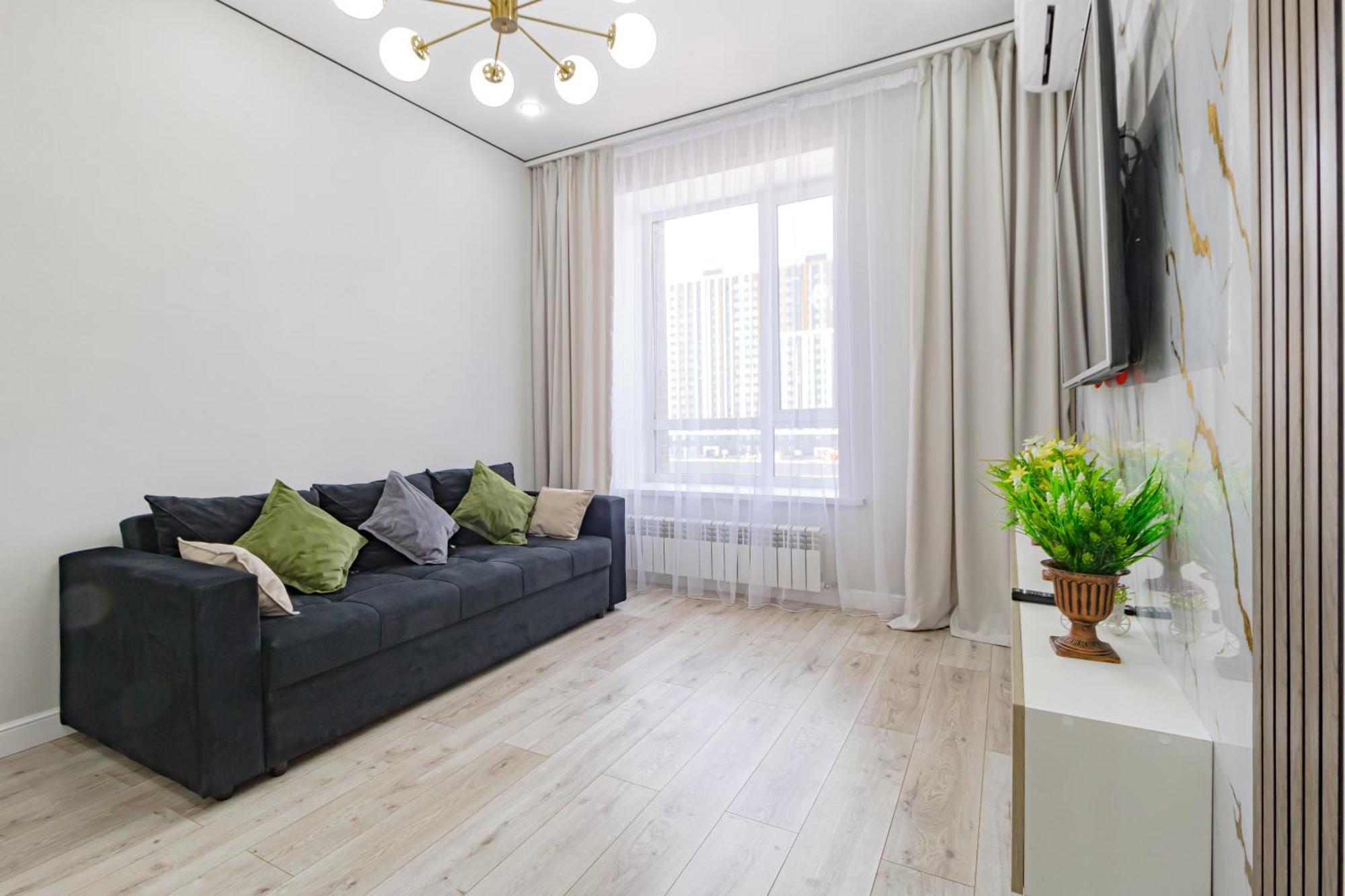 уютные в центре города жк Alpamys возде ботанического сада Apartment *