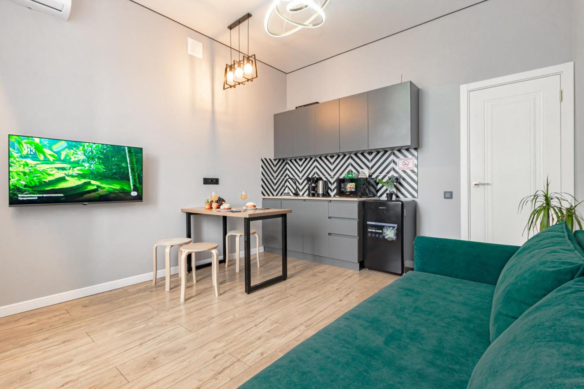 Apartment уютные в центре города жк Alpamys возде ботанического сада Nur-Sultan (Astana)